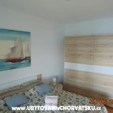 Three-bedroom Trogir