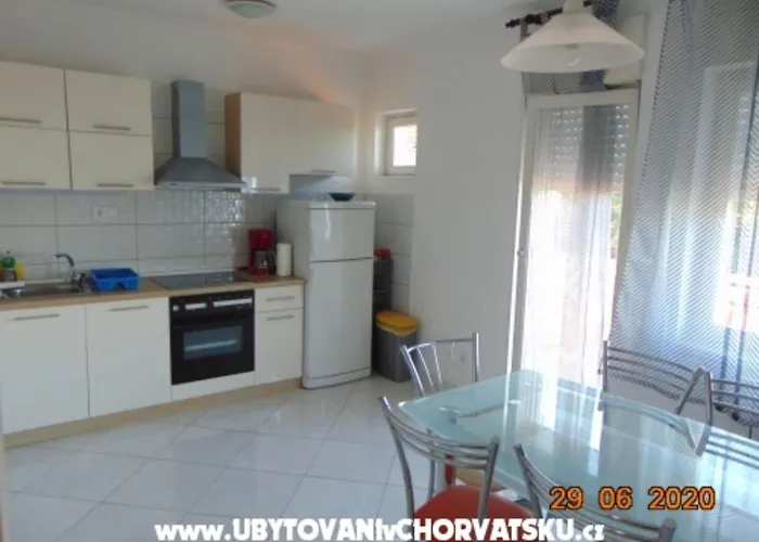 Apartamento Three-bedroom *